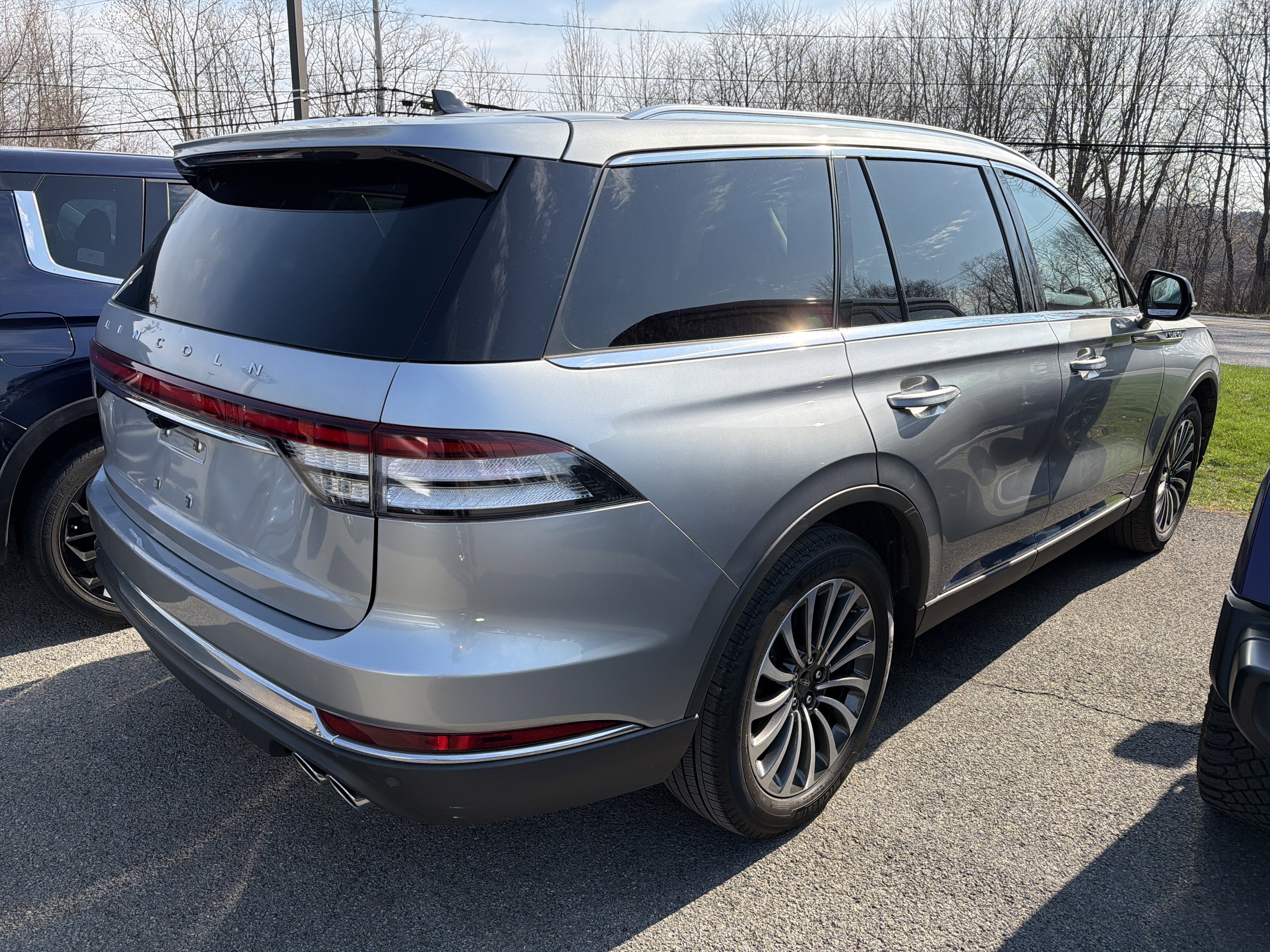 2023 Lincoln Aviator Standard