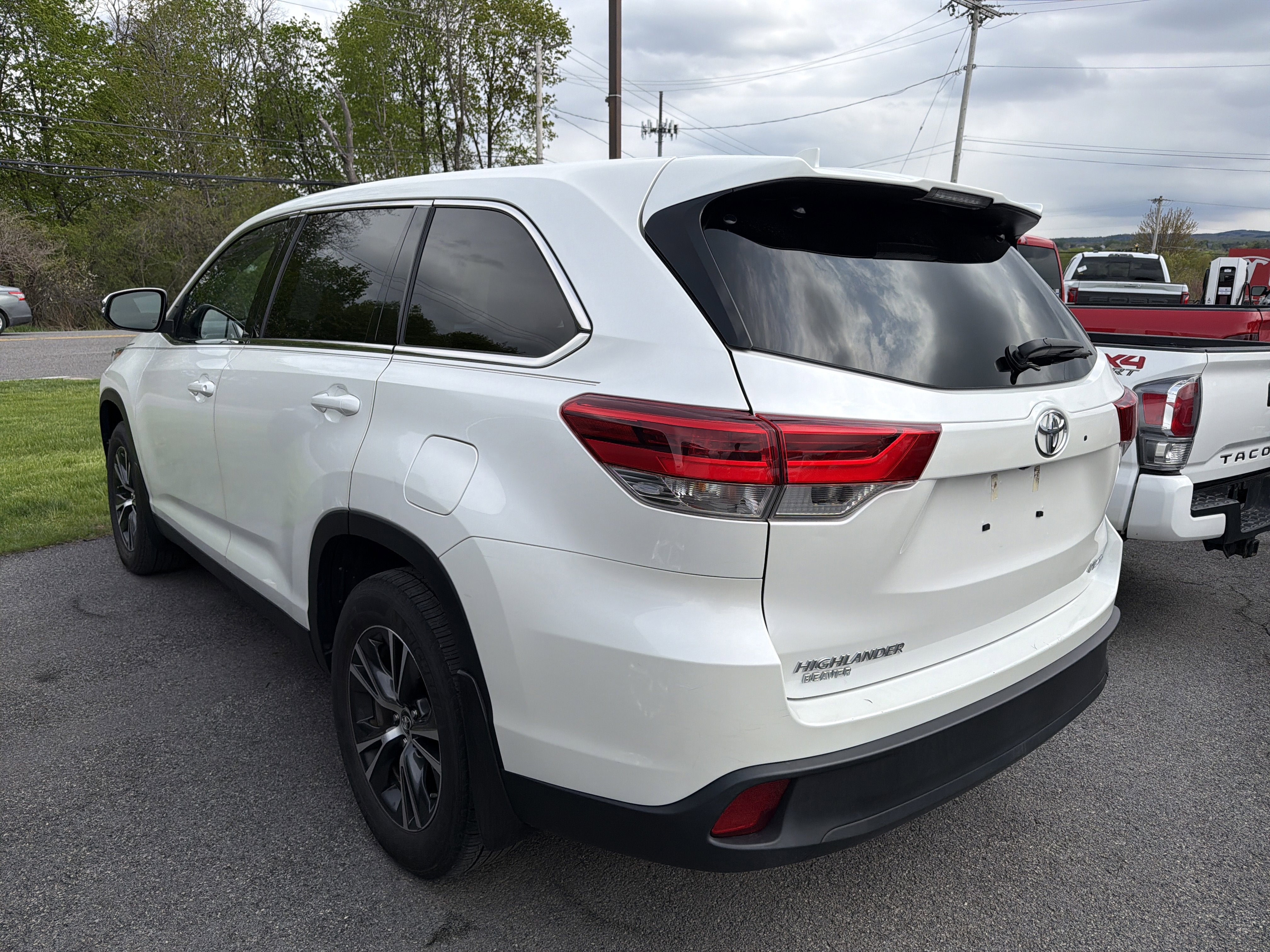 2019 Toyota Highlander LE