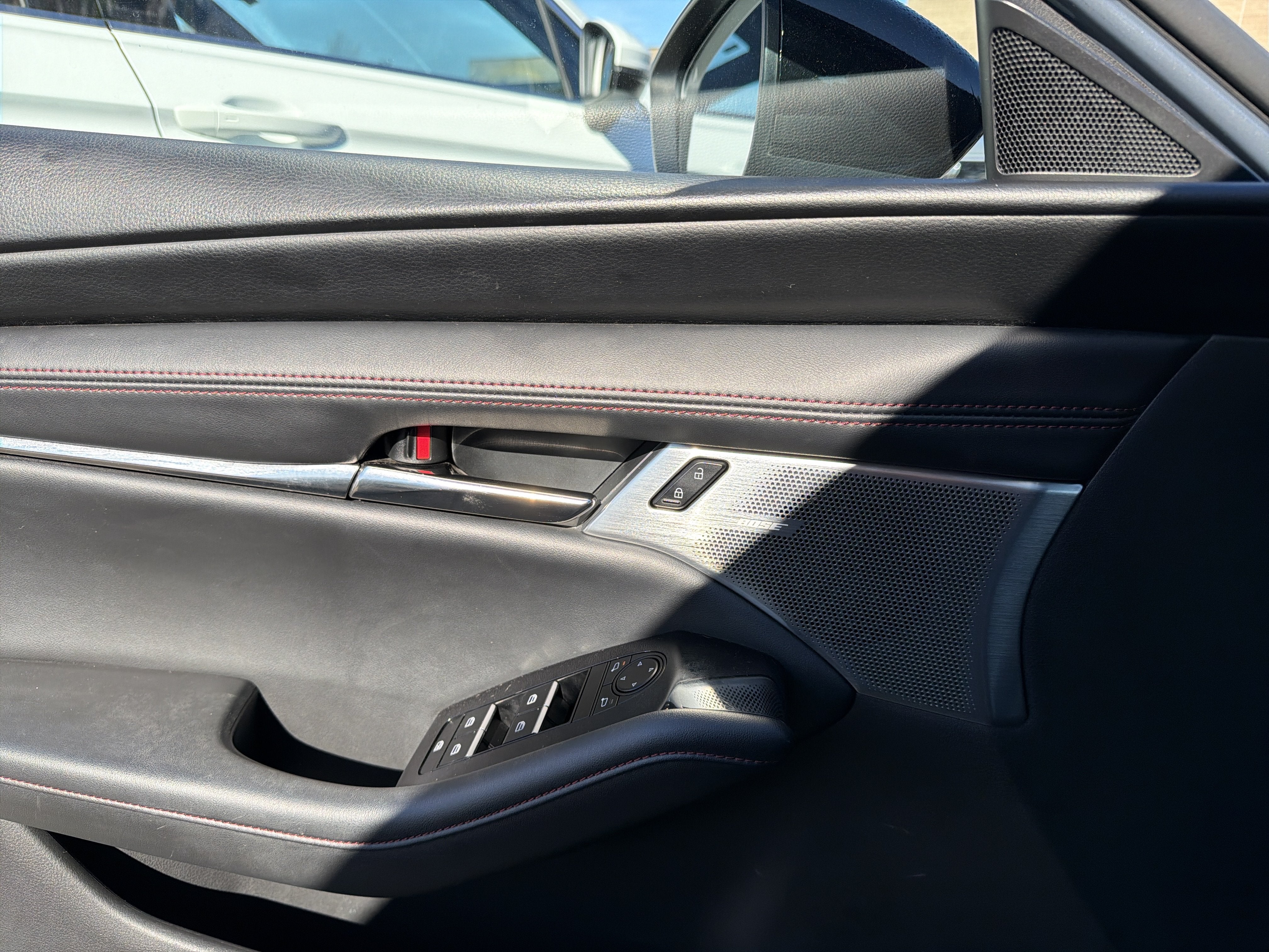 2022 Mazda Mazda3 Hatchback Carbon Edition