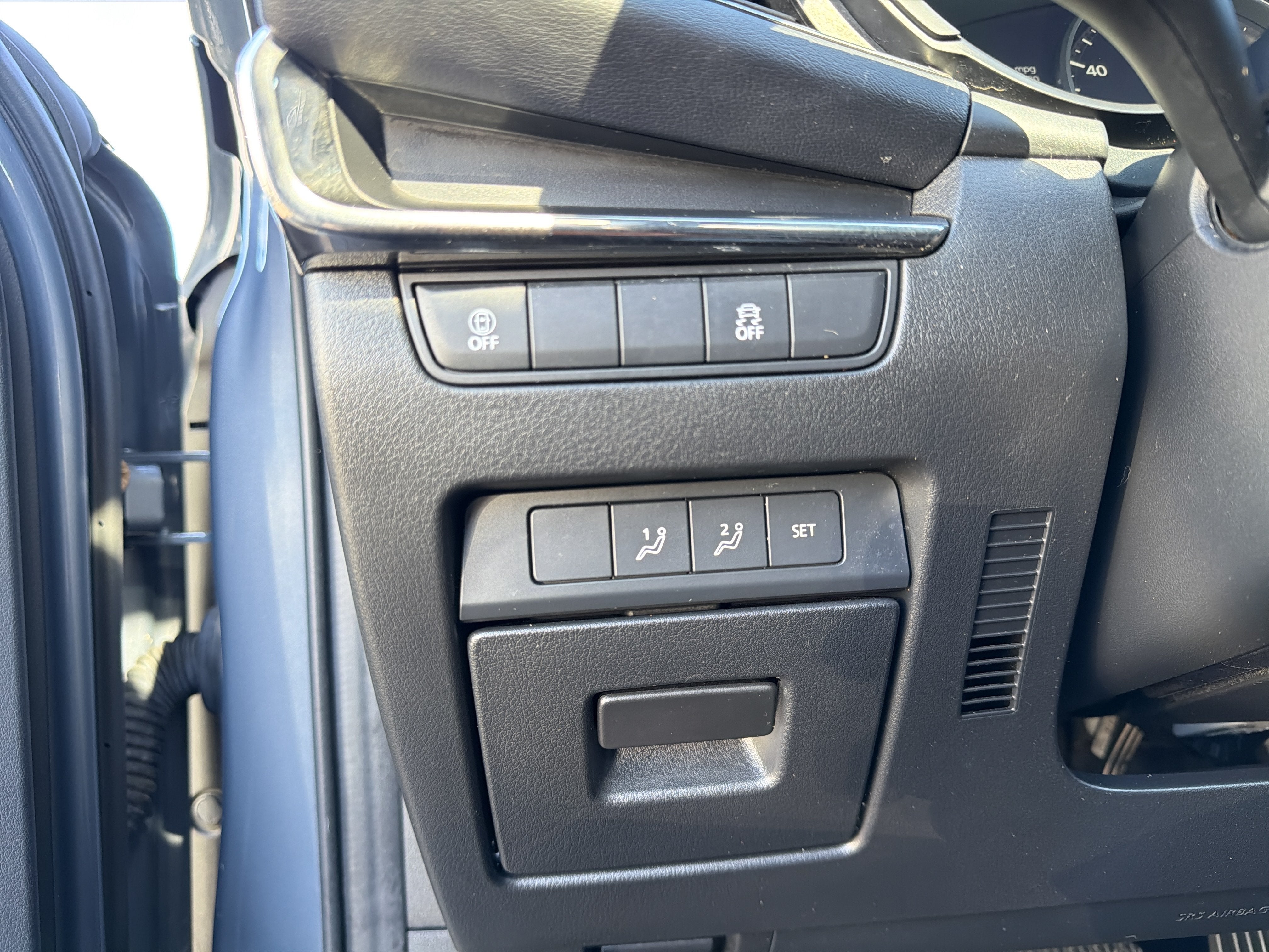 2022 Mazda Mazda3 Hatchback Carbon Edition
