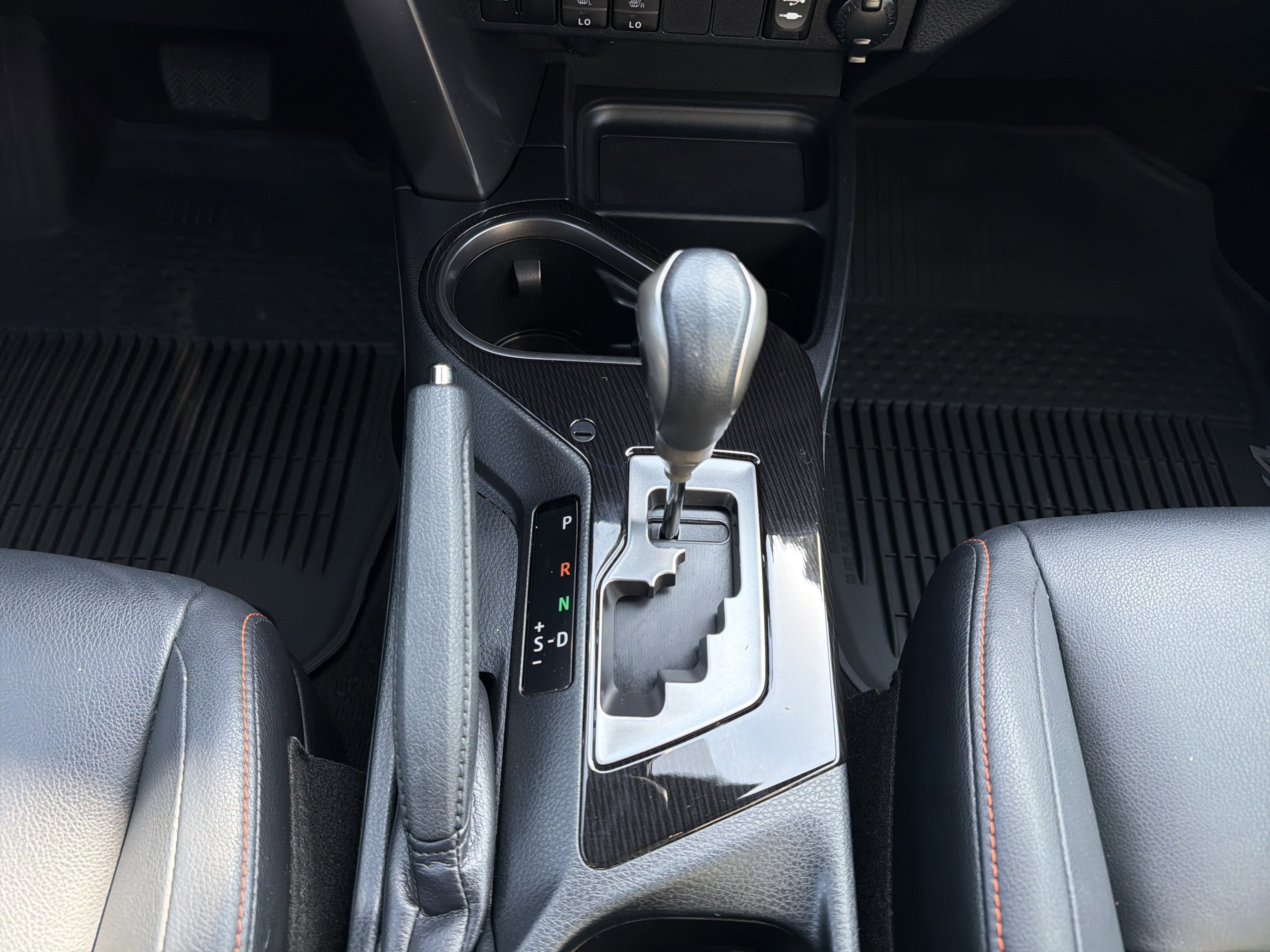 2017 Toyota RAV4 SE