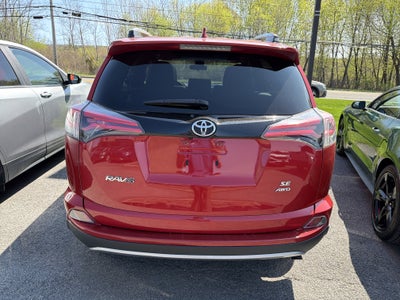 2017 Toyota RAV4 SE
