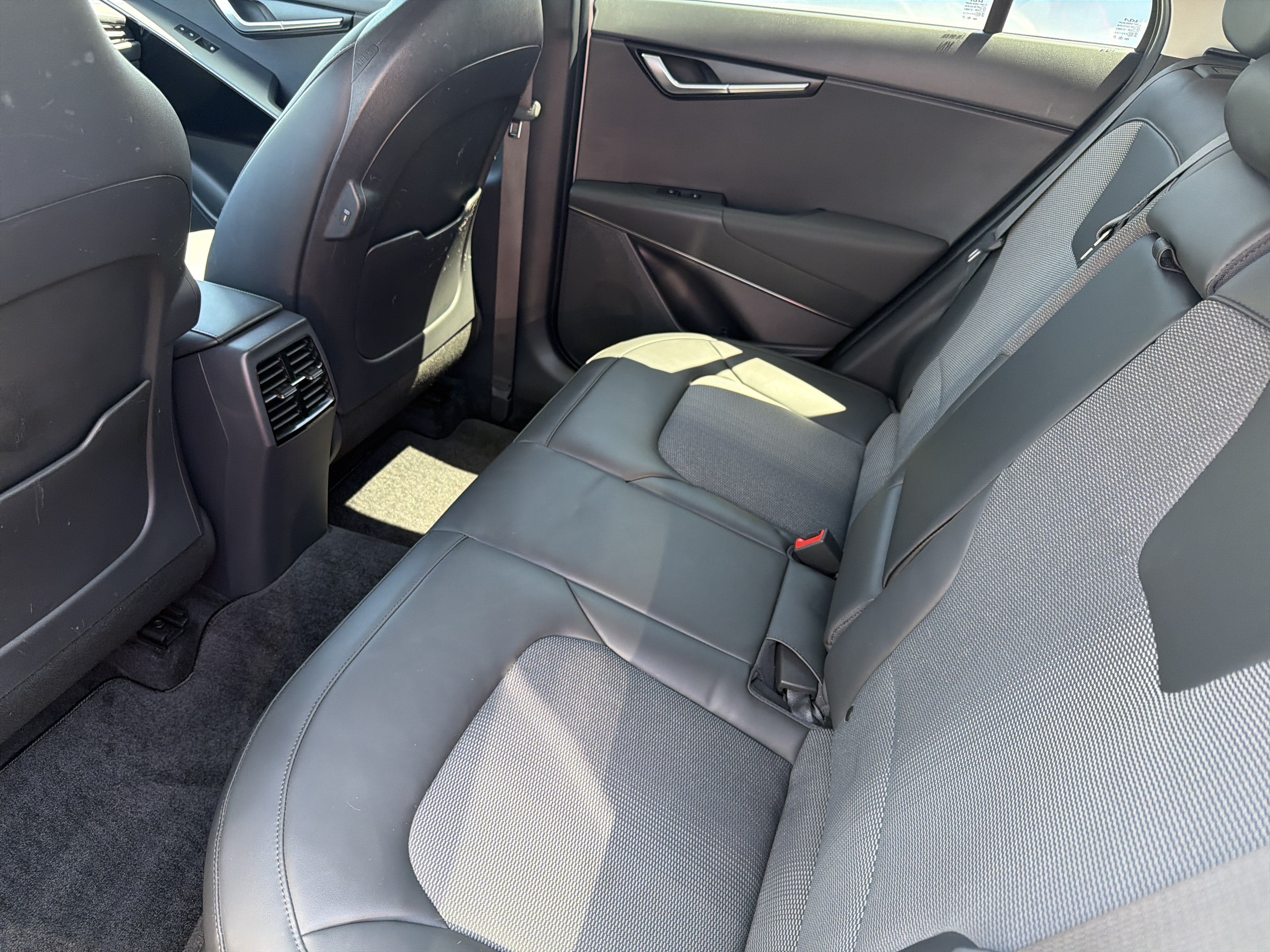 2024 Kia Niro Plug-In Hybrid EX