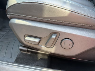 2024 Kia Niro Plug-In Hybrid EX