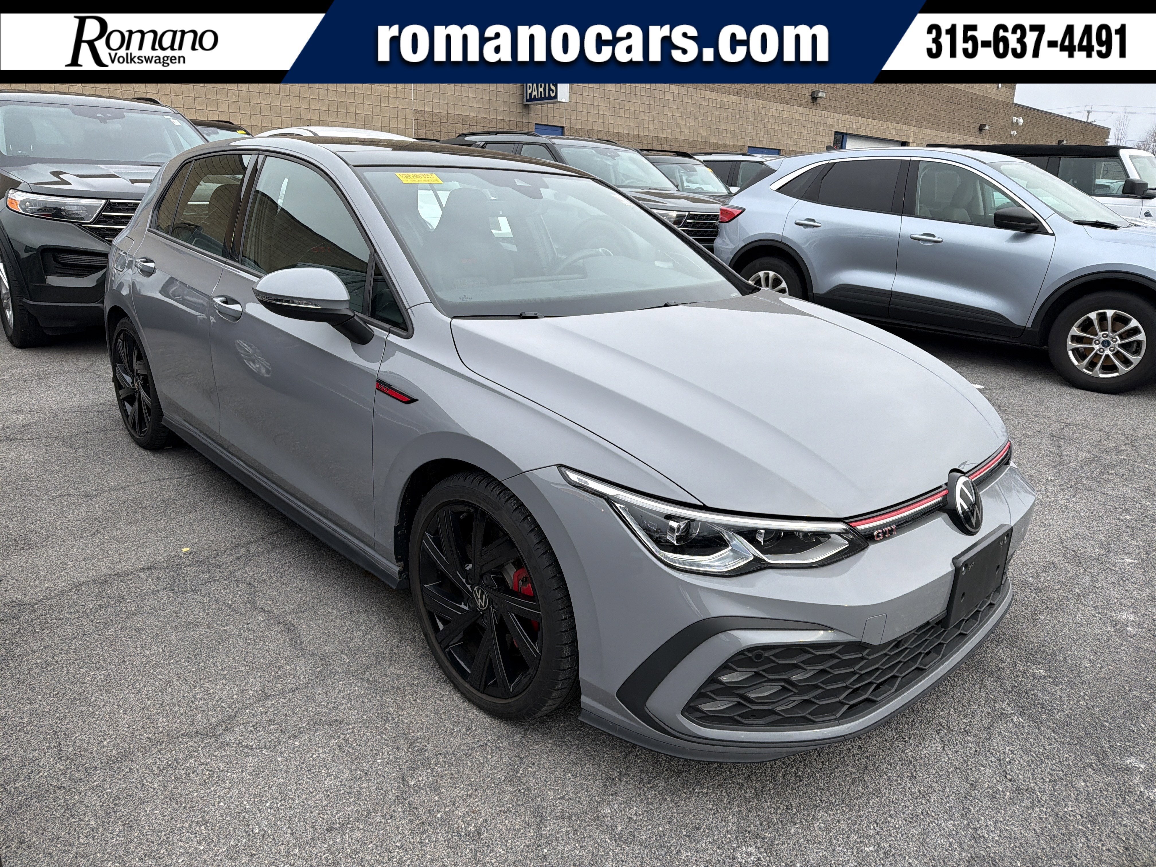 2023 Volkswagen Golf GTI SE