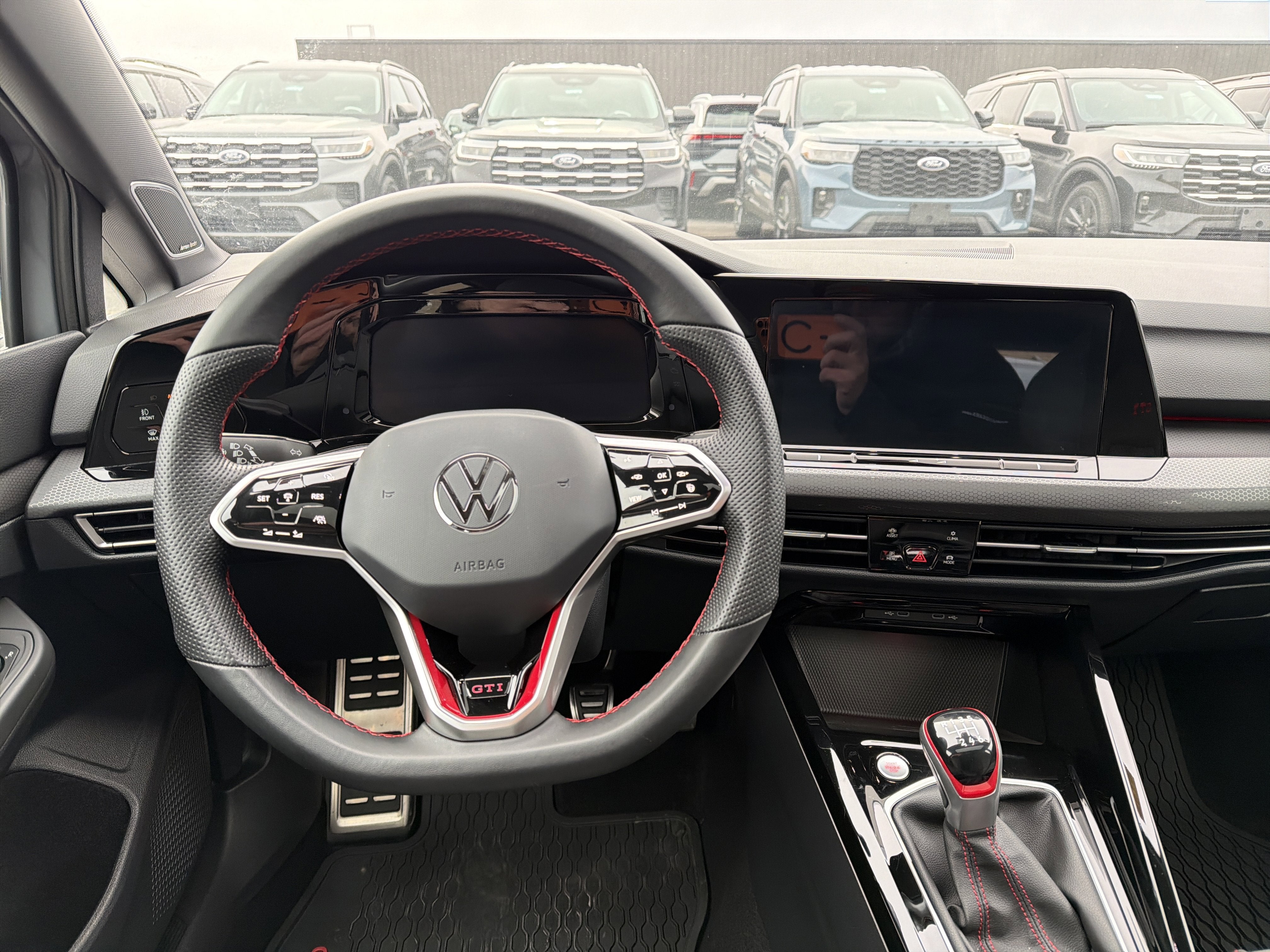 2023 Volkswagen Golf GTI SE