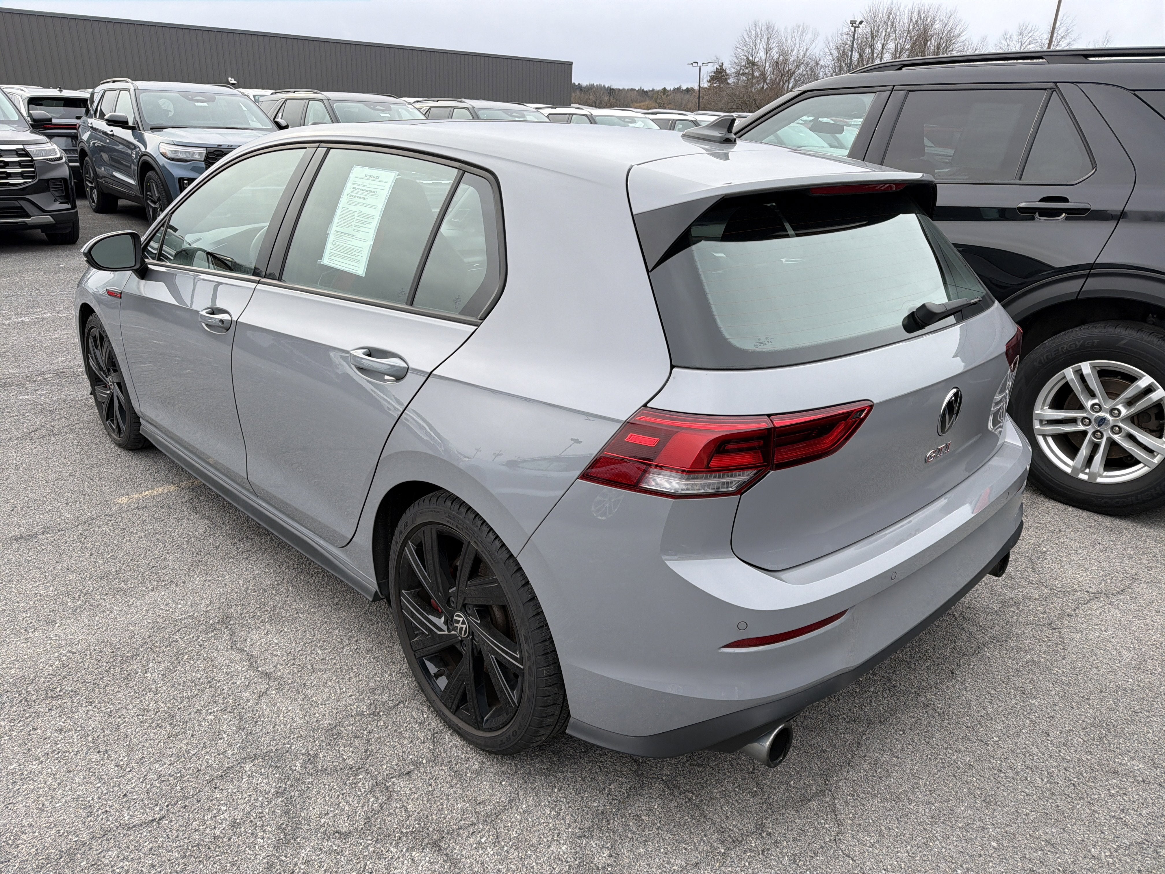 2023 Volkswagen Golf GTI SE