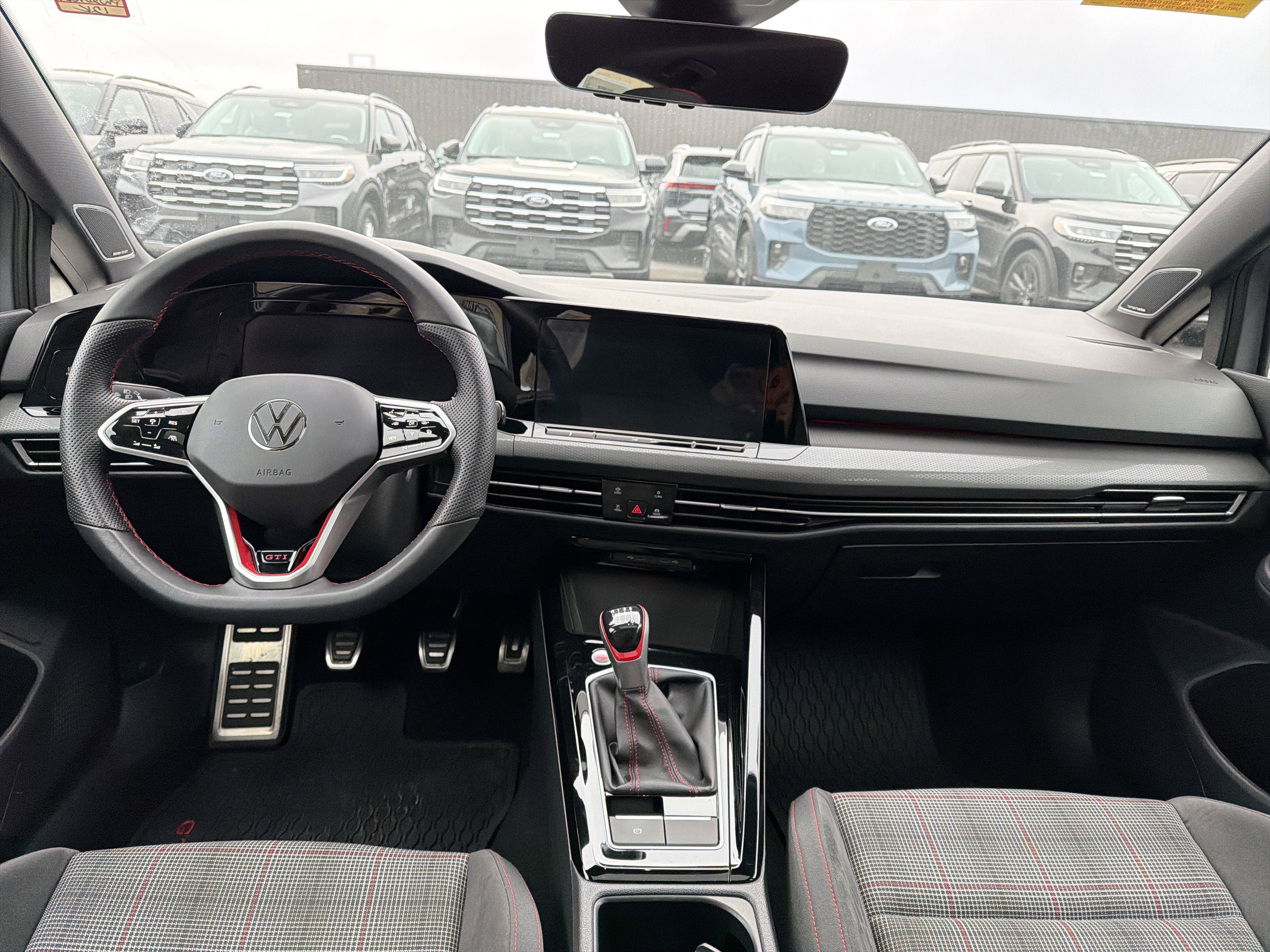 2023 Volkswagen Golf GTI SE